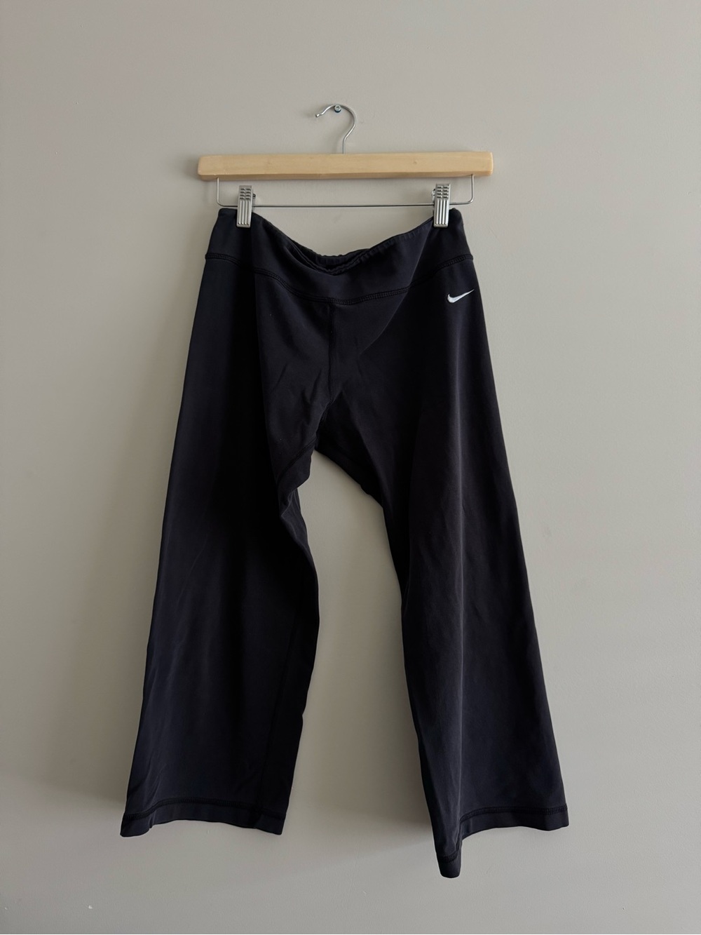 vintage nike capri pants